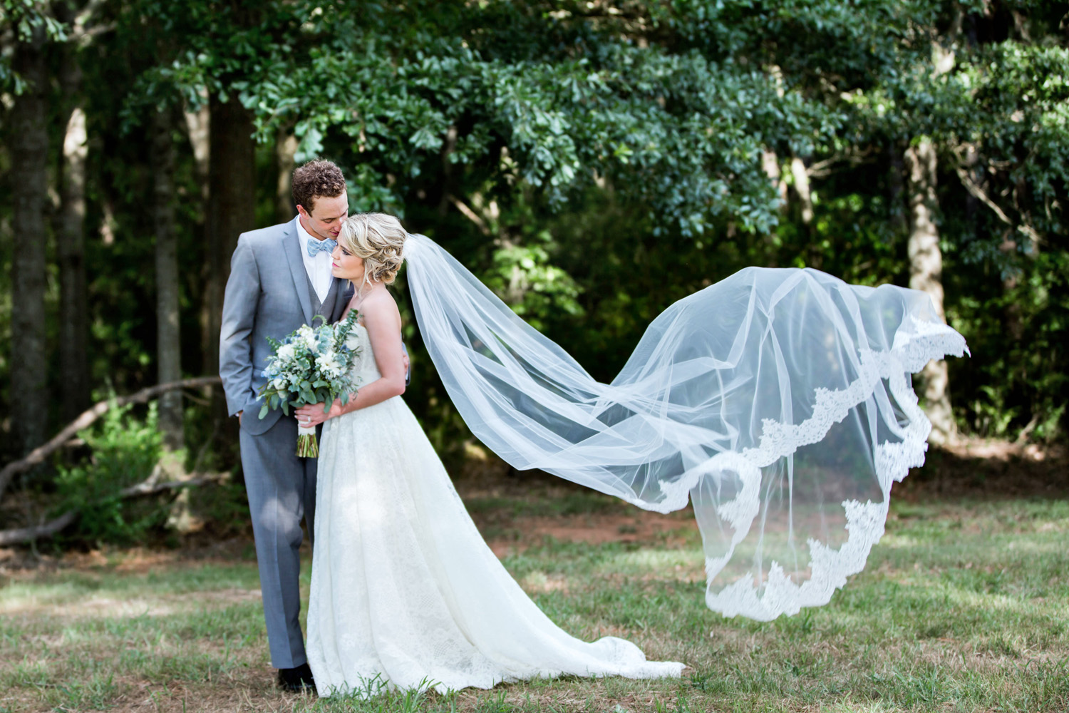 Kendall + Jordan’s Sweet Old-Country Antique Acres Wedding